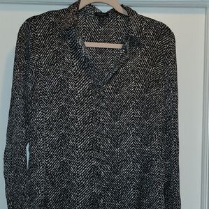 Ann Taylor Button Down Shirt Black & White Size 6